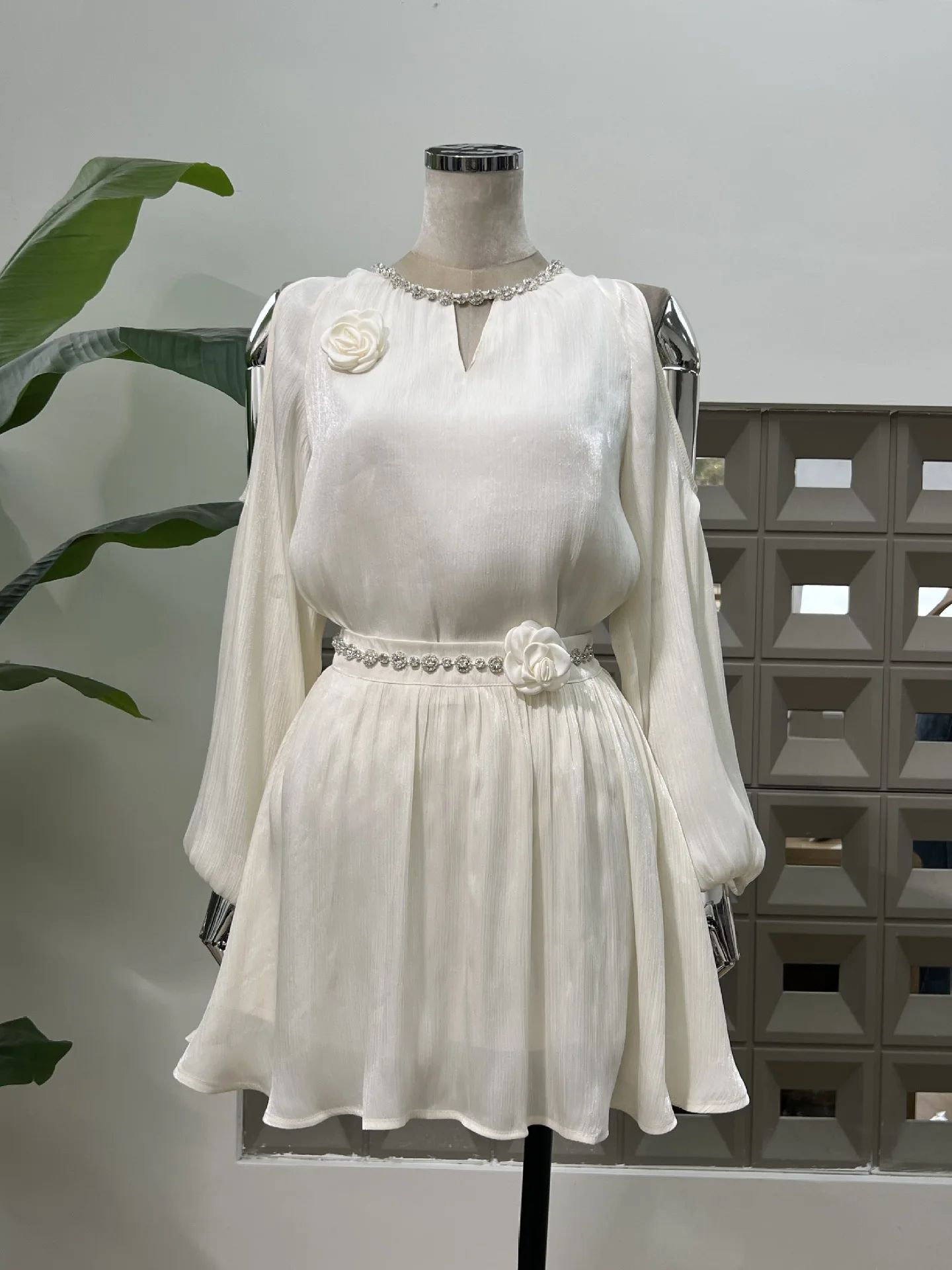 Blouse Off Shoulder - Gaun Wanita Dua Potong Atasan Off-Shoulder
