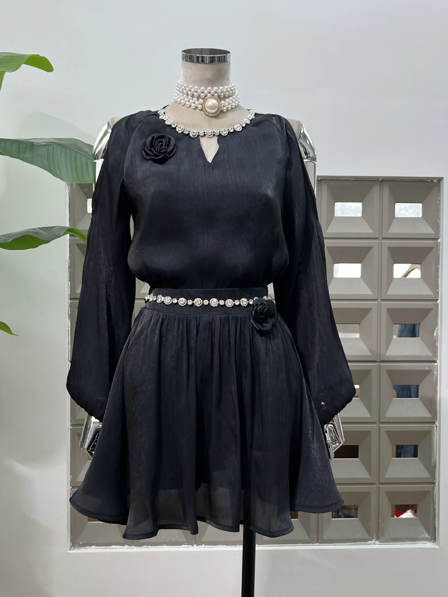 Gaun Wanita Dua Potong Atasan  - Blouse Off Shoulder ulasan dan harga